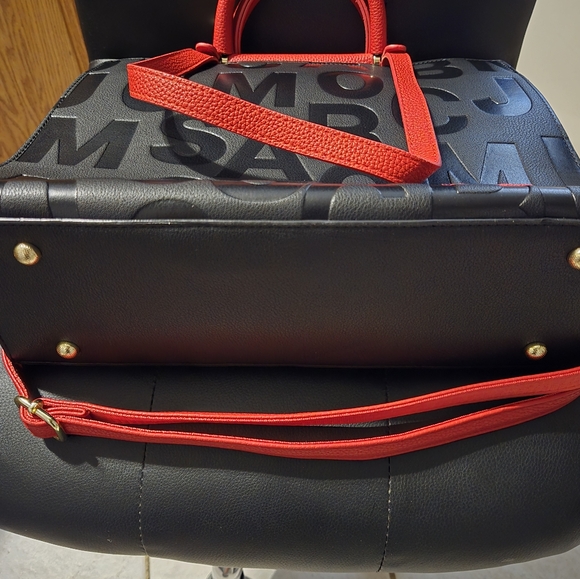 Fashionable crossbody/handbag - Picture 3 of 6